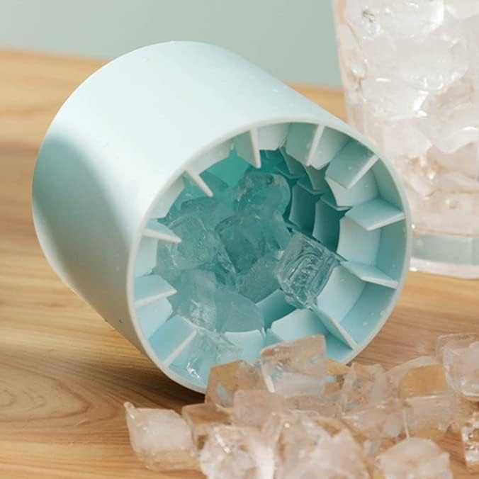 Mini Silicone Ice Bucket – 2-in-1 Ice Cube Maker & Storage Box | Portable Ice Tray with Lid for Freezer & Drinks