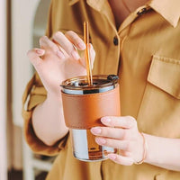 Reusable Coffee Mug with Straw 300ml | Leakproof Lid & Heat-Resistant PU Leather Sleeve for Hot & Cold Drinks