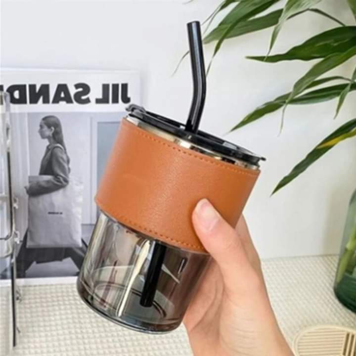 Reusable Coffee Mug with Straw 300ml | Leakproof Lid & Heat-Resistant PU Leather Sleeve for Hot & Cold Drinks